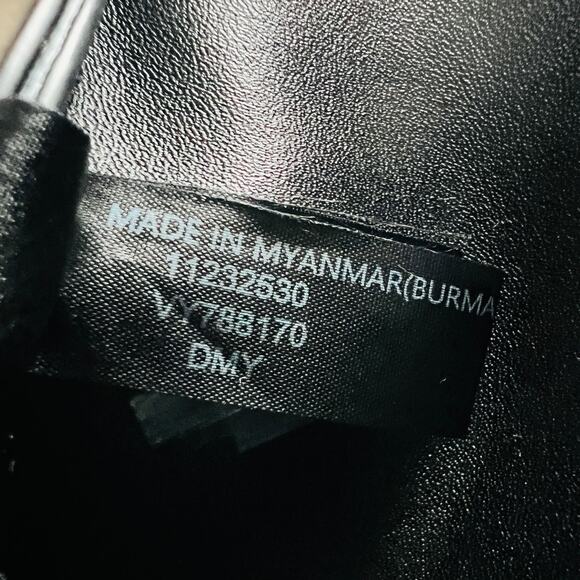 Guess Naya Leather White Multi-Pocket Single Adjustable Strap Handbag Purse - Picture 8 of 10